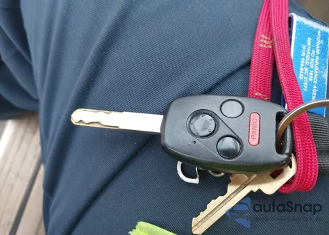 2004 Honda Accord 2.4 Ex из США, поврежденный, VIN 1HGCM56614A063992